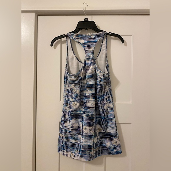 Lululemon Workout Tank Top - Picture 2 of 3